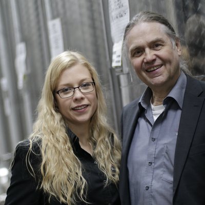 Frau Mötefindt & Herr Bendix Geschäftsführerin Hannah-Lara Mötefindt mit ihrem Vater Hans-Heinrich Bendix